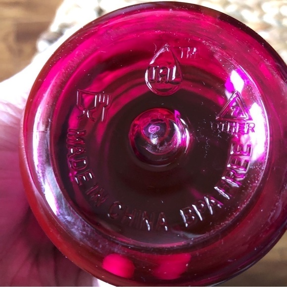 TAL kids pink and black water bottle - Picture 4 of 5